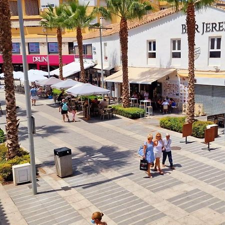 Precioso Apartamento En El Centro De Torremolinos Kültér fotó